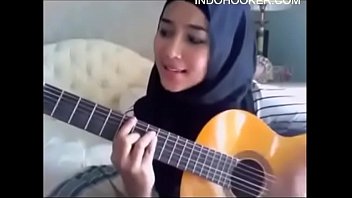 cina melayu videos - indonesian