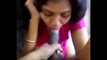 tamil girl giving blowjob to her man'_s big dick