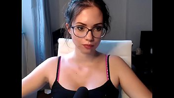 french webcam woman
