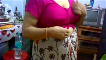 puran dhaka aunty stripes saree infront of me.