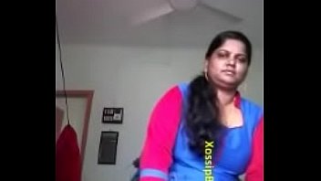 sexy mallu bhabhi showing her big boobs and.
