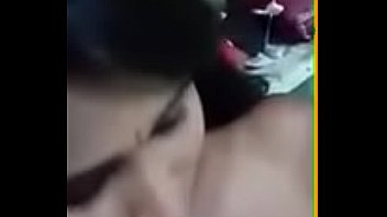 hot desi indian shweta showing boobs to her.