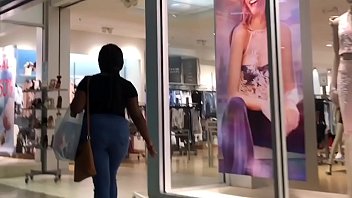 blue mall booty