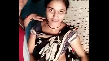 indian bhabhi boobs suck with devar.