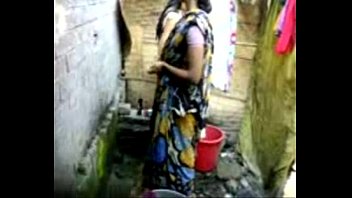 bangla desi village girl bathing in.