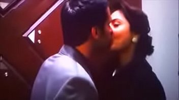 anushka sharma all 11 kissing scenes.