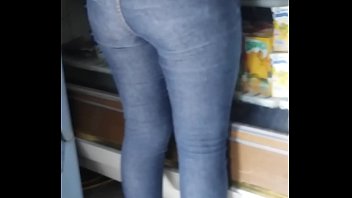 bonito culo en jeans